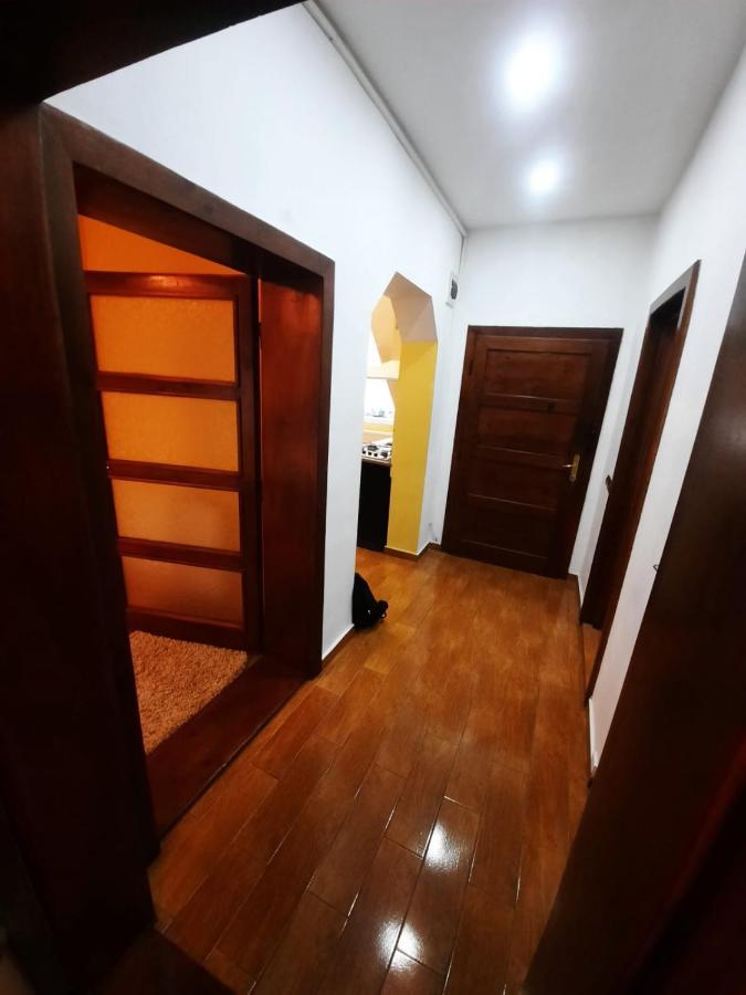 Republicii Apartment Braşov Esterno foto